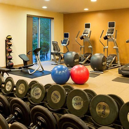 Hilton Garden Inn Шелтон Экстерьер фото